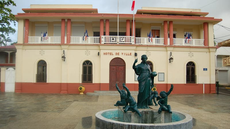 Sainte-Rose — Mairie Sainte Rose