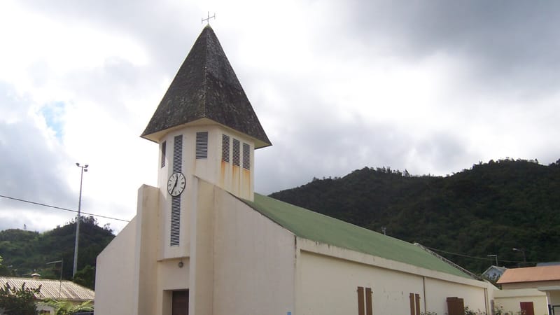 Les Avirons — Tevelave Eglise