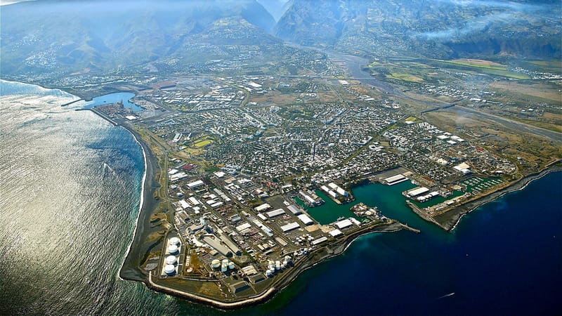 Saint-Paul — Le Port vue du ciel 2004